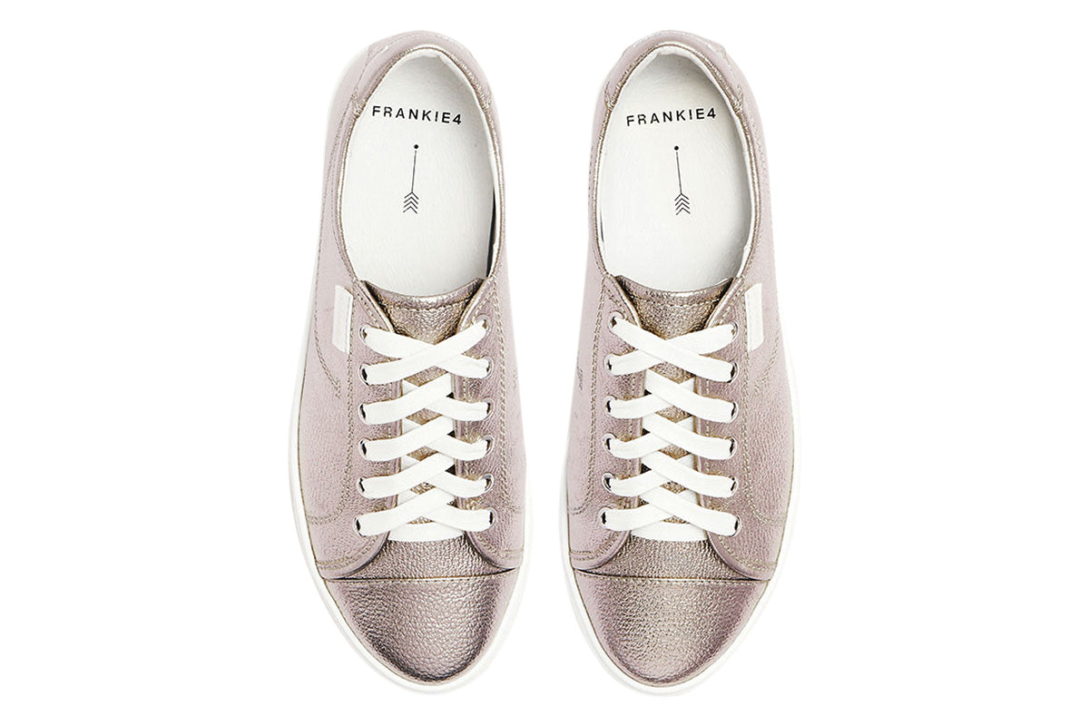 Frankie 4 Nat III Champagne Tumbled Womens #color_metallic-gold