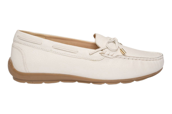 Last Pairs Up to 70% OFF!