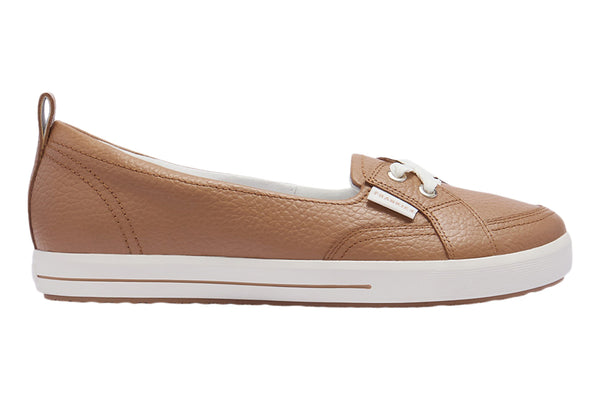 Flats - Women's